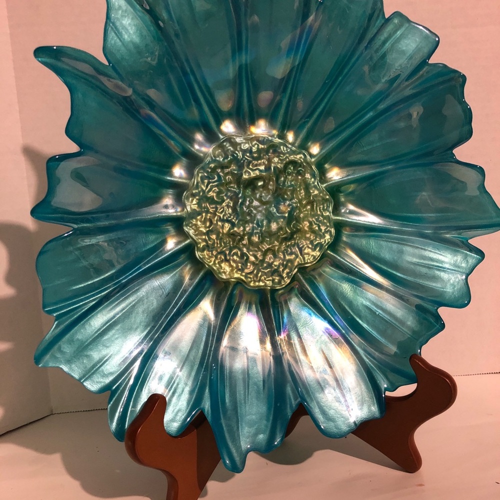 Beautiful blue art glass bowl
